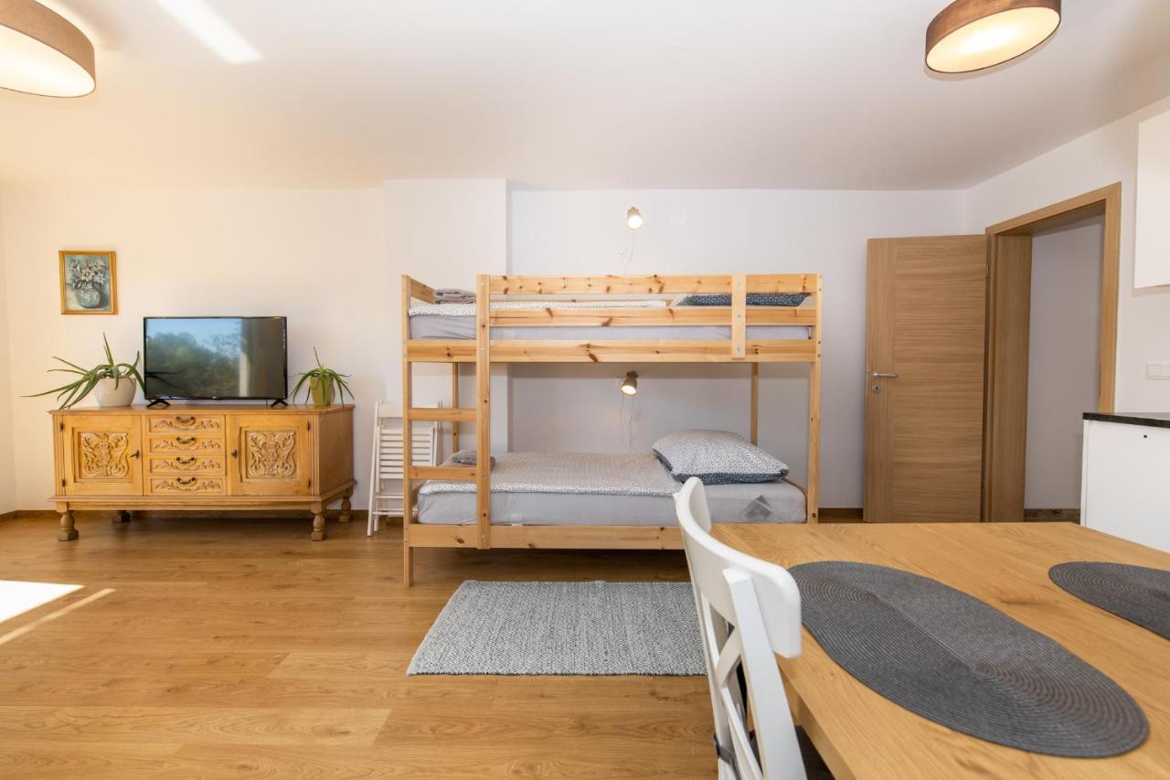 Old Boatman'S House Apartment Bled Bagian luar foto